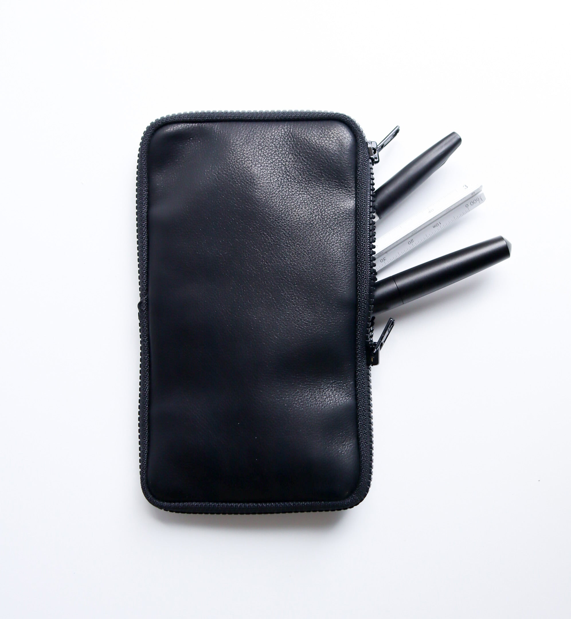 つくし文具店｜つくしペンケース 革／黒 – TAG STATIONERY