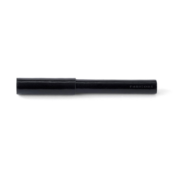 【文染】「やわらかな万年筆(鹿革 茶)」と「天然染料インク(No.4 地衣)」 GENTLE FOUNTAIN PEN | やわらかな万年筆 – TAG STATIONERY